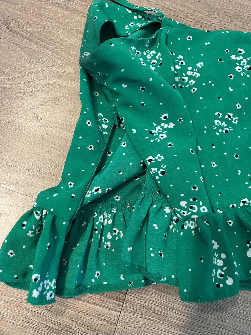 TOPSHOP Green Floral Ruffle Cami - Picture 3 of 3